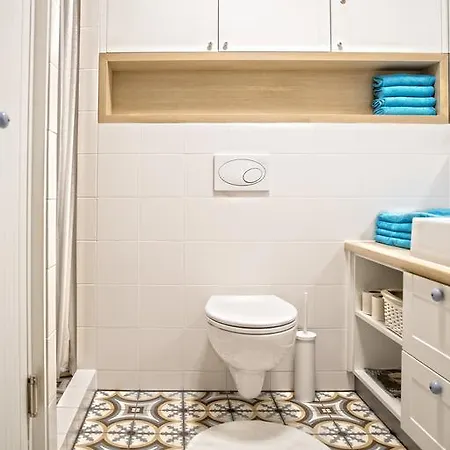 Apartament Santorini - Dla 6 Osób, Centrum, Parking, Wifi
